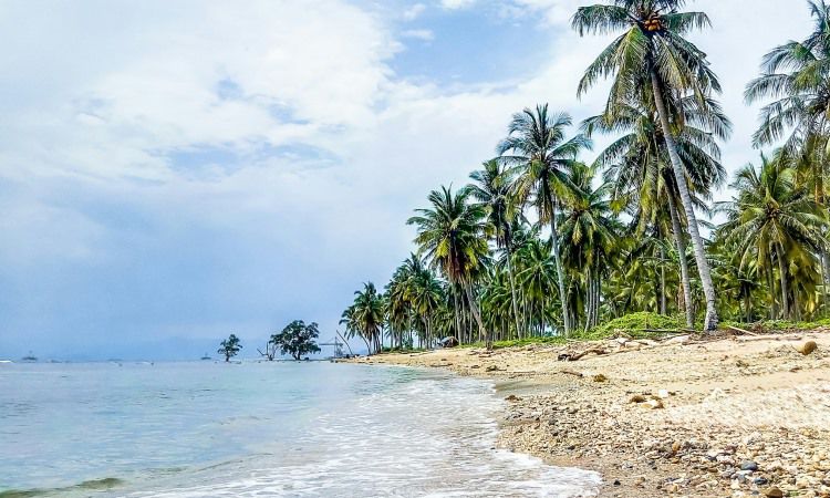 Pantai Sebalang, Spot Terbaik Untuk Berpangku Tangan Menikmati Sunset Di Lampung
