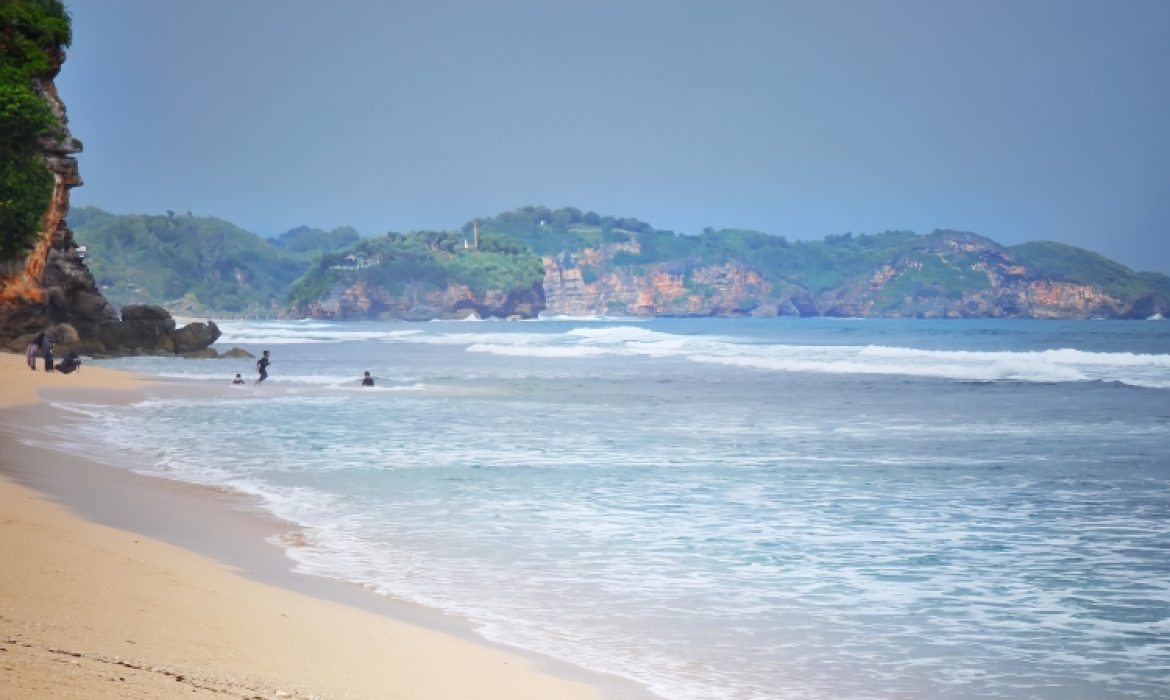 Pantai Sepanjang Gunung Kidul, Pantai Eksotis Dengan Keindahan Bawah Lautnya