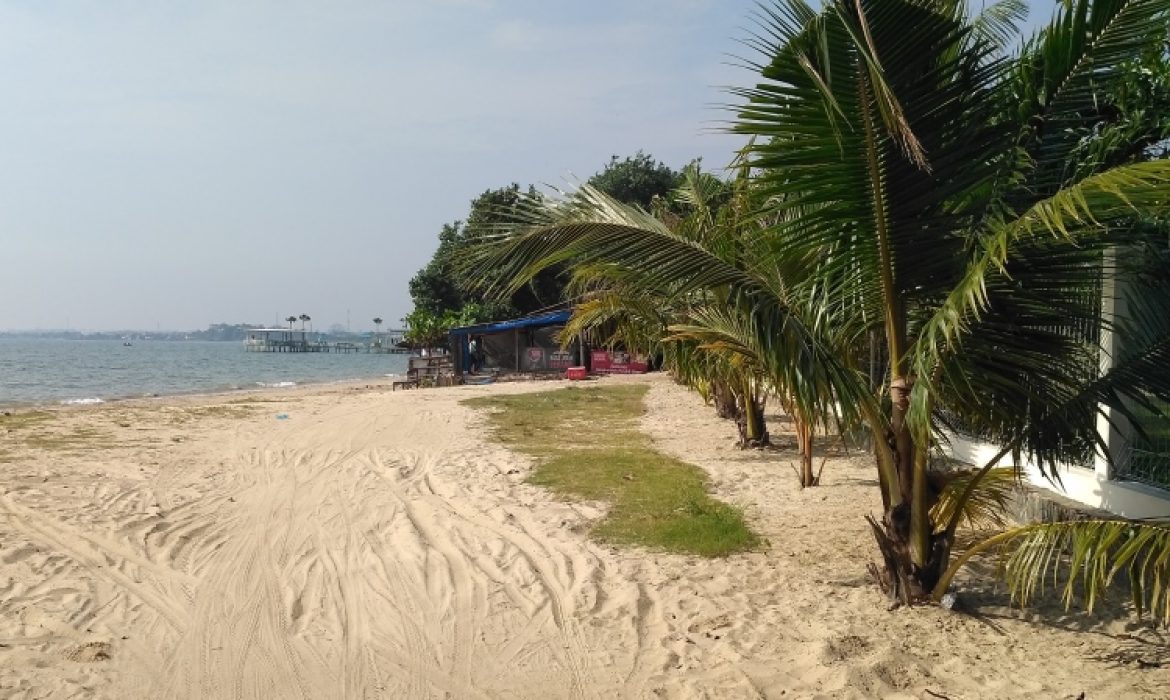 Pantai Teluk Awur Jepara – Daya Tarik, Acara Liburan, Lokasi & Harga Tiket