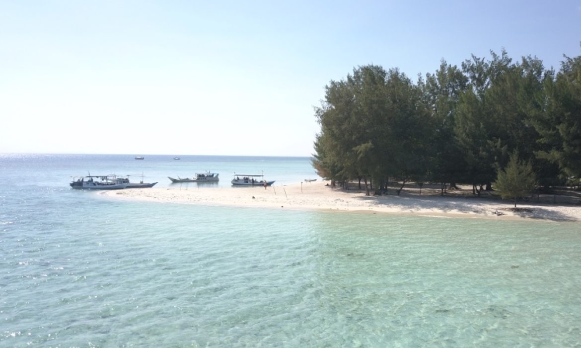 Pulau Cemara Kecil Karimunjawa – Daya Tarik, Acara Liburan, Lokasi & Biaya Rekreasi