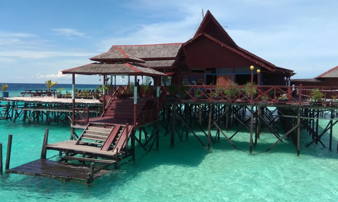 Pulau Maratua Berau – Pesona, Kegiatan Piknik, Lokasi & Biaya Wisata