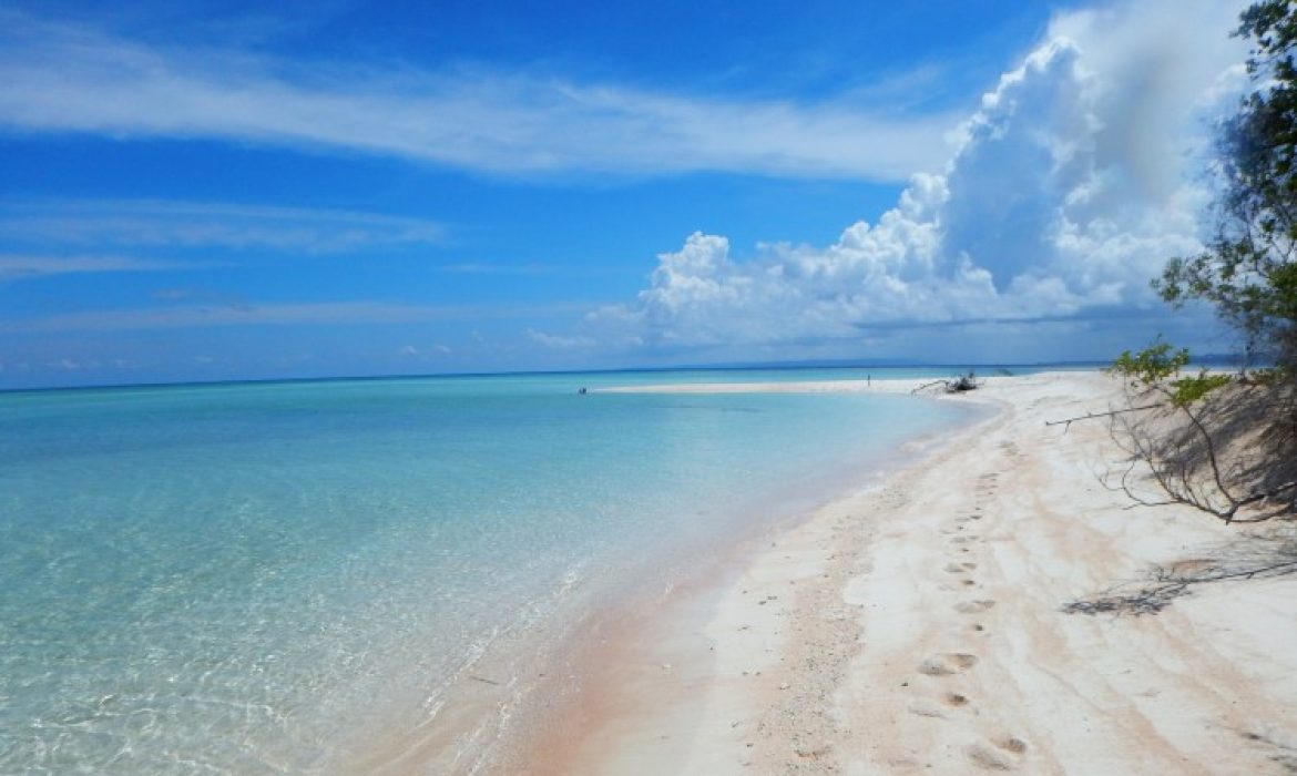 Pulau Ndaa Wakatobi, Daya Tarik Pulau Manis Yang Memanjakan Mata