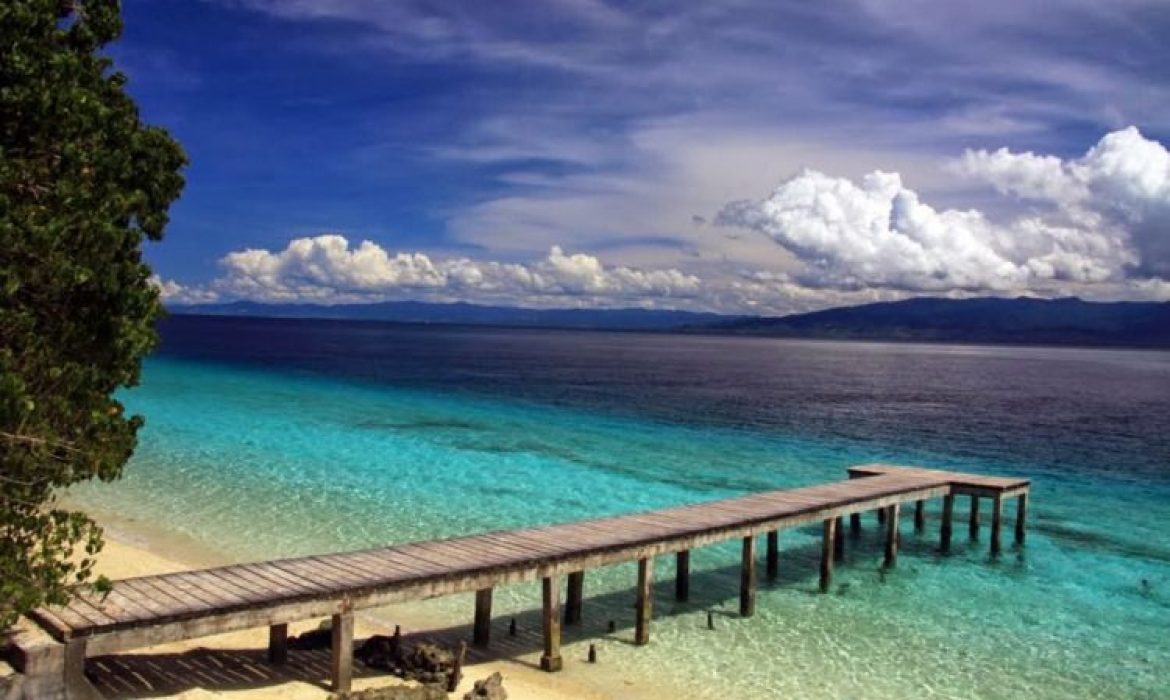 Pantai Liang, Daya Tarik Pantai Pasir Putih Eksotis Nan Indah Di Maluku