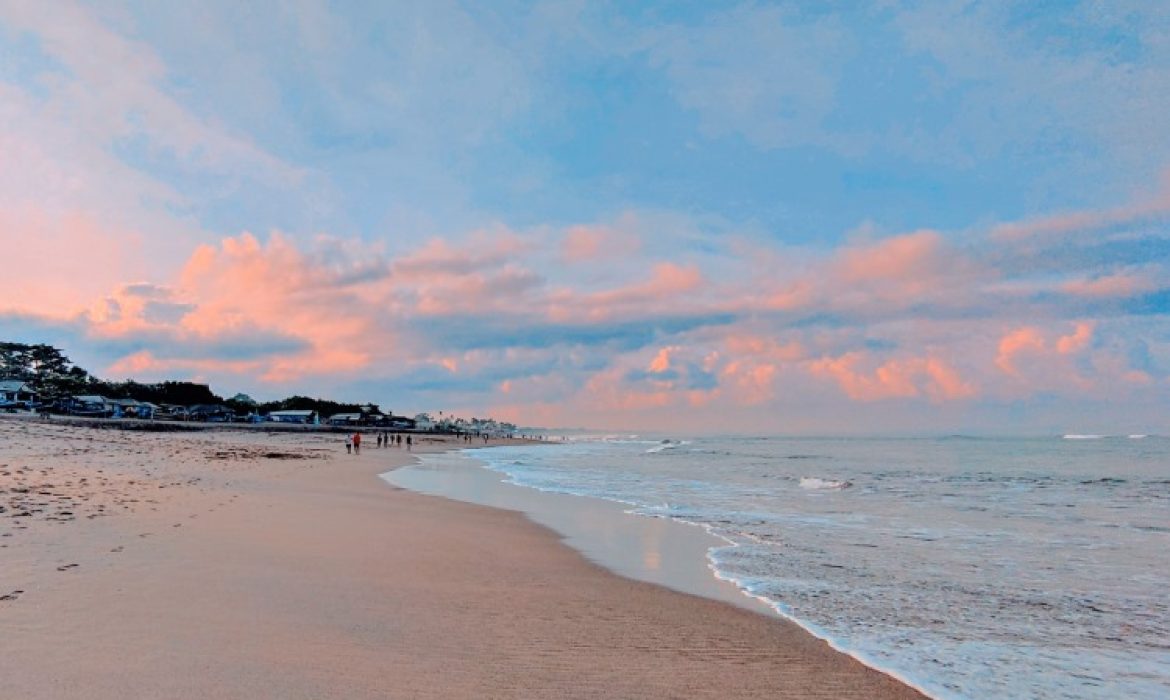 Pantai Nelayan Canggu, Menikmati Panorama Sunset Sembari Kulineran Di Bali