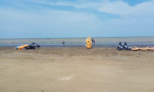 Pantai Samudra Baru, Menikmati Pemandangan Alam Sembari Kulineran Di Karawang