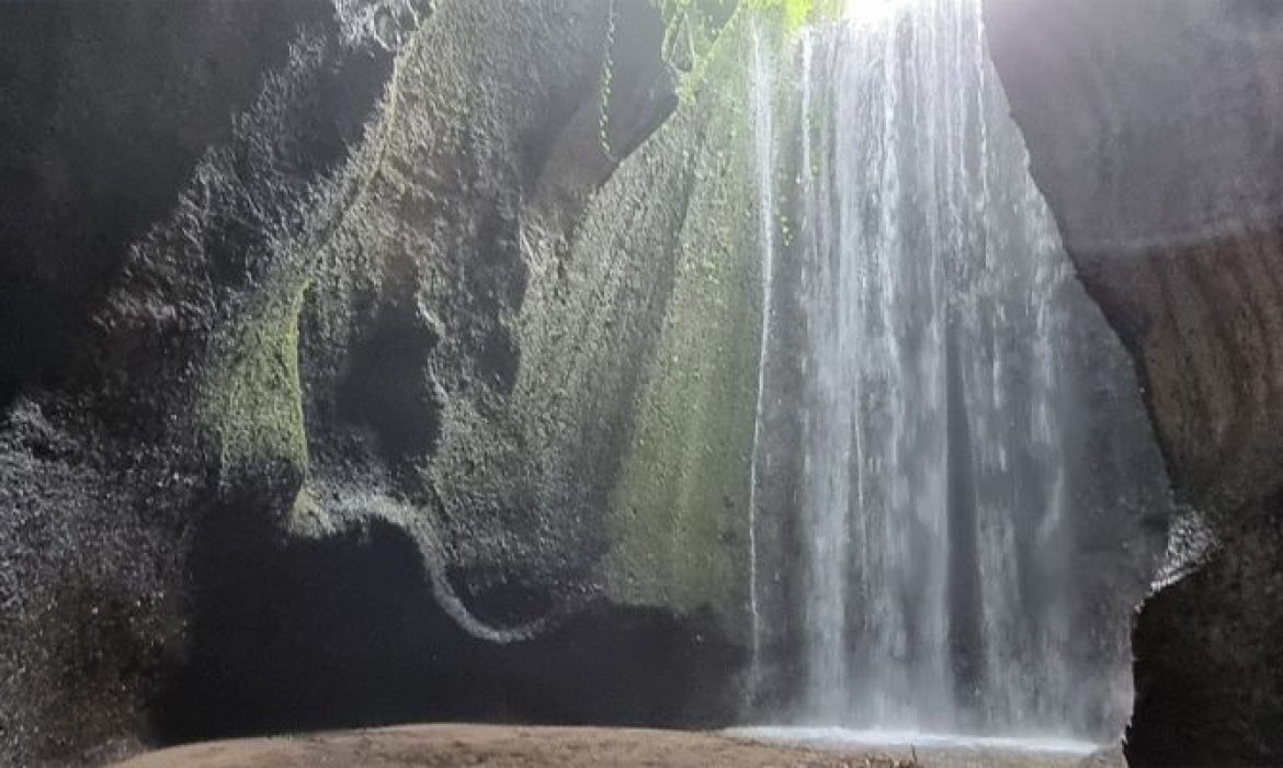 Air Terjun Tukad Cepung, Pesona Jeram Indah Nan Eksotis Di Bangli