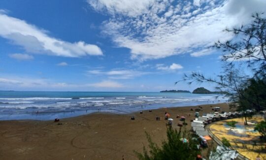 10 Pantai Cantik Yang Ada Di Sumatera Barat