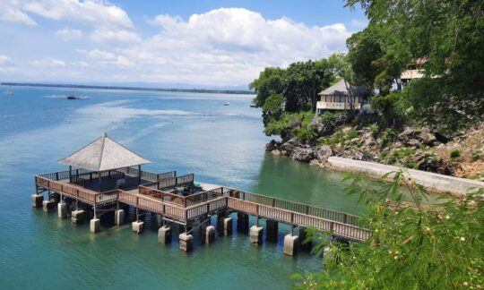 Tanjung Pallete, Spot Terbaik Menikmati Indahnya Lautan Di Bone