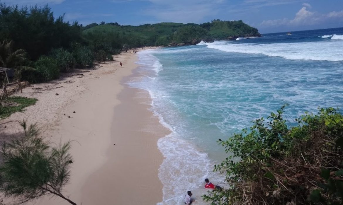 10 Wisata Pantai Erat Kediri Yang Paling Hits