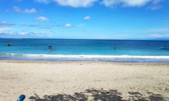 Pantai Kuta Bali – Pesona, Acara Liburan, Lokasi & Harga Tiket