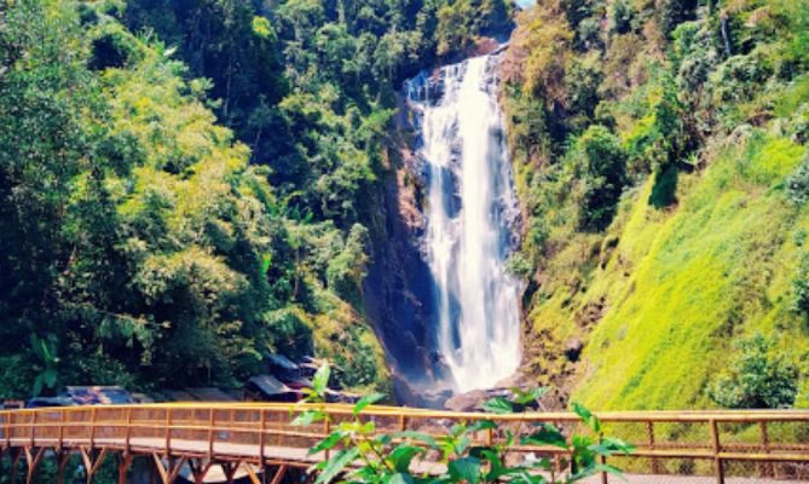 14 Riam Tertinggi Di Indonesia, Pesona Alam Yang Menakjubkan