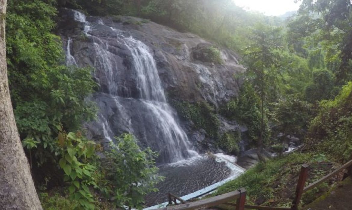 Jeram Bajuin, Daya Tarik Penderasan Anggun Nan Asri Di Tanah Laut