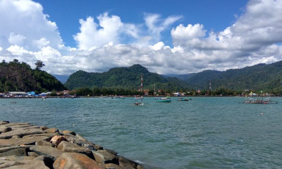 Pantai Carocok, Spot Terbaik Menikmati Panorama Sunset Di Pesisir Selatan