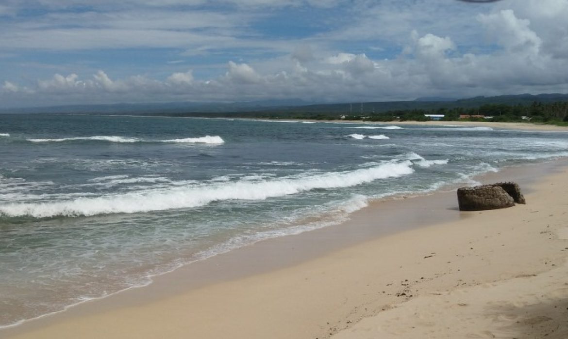 Pantai Karang Papak, Pantai Indah Dengan Panorama Menawan  Di Garut