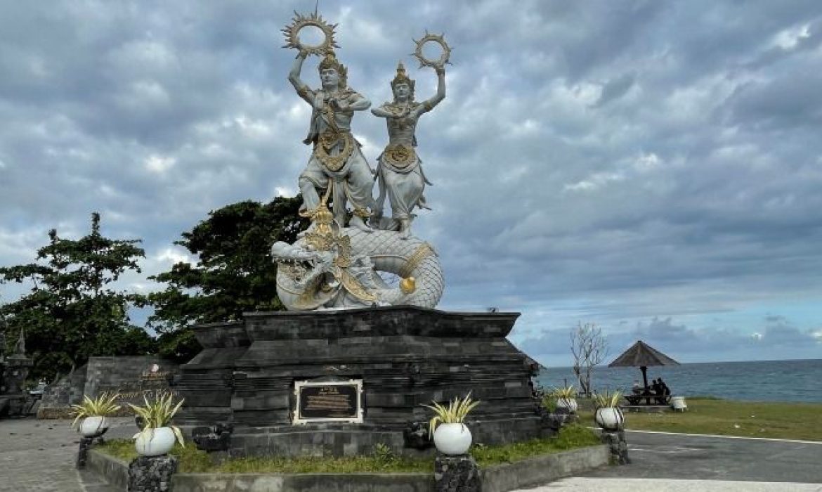 Pantai Wates Yeh Malet, Pantai Manis Untuk Berpangku Tangan Menikmati Sunset Di Bali