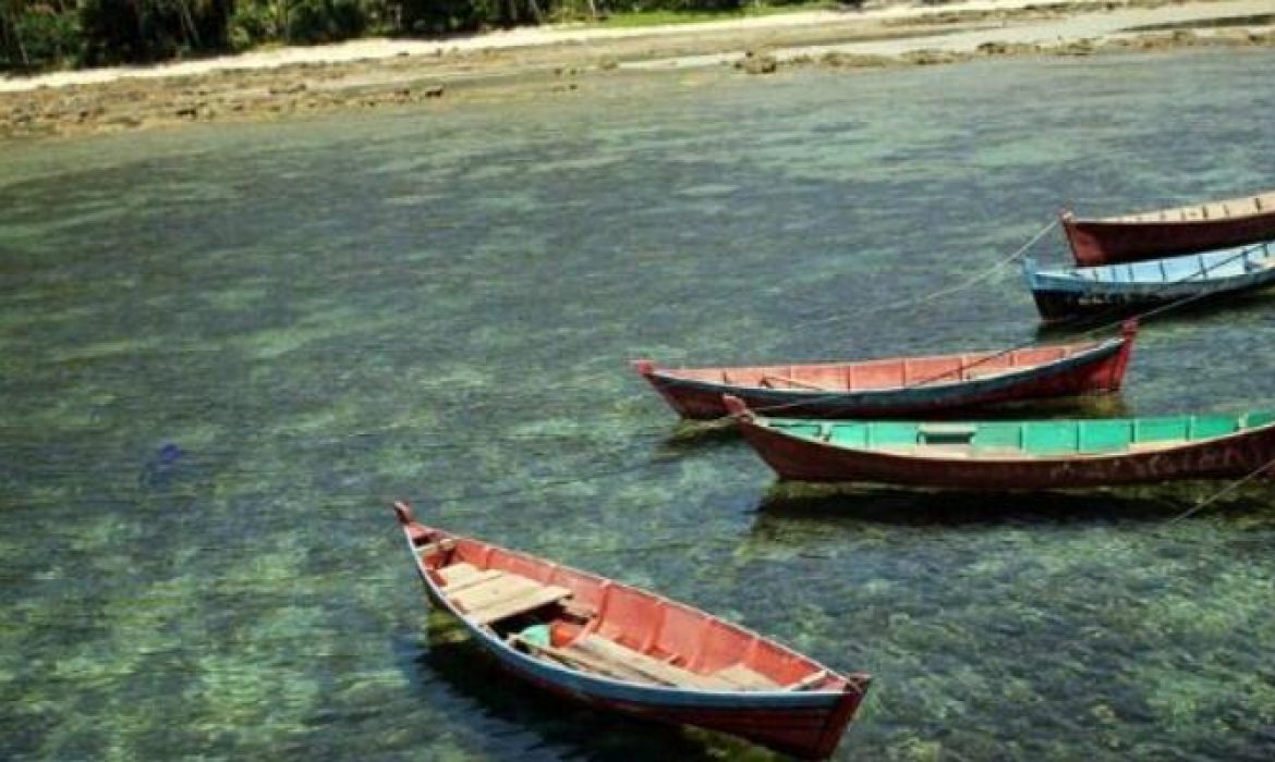 10 Rekreasi Pantai Di Kalimantan Barat Yang Wajib Dikunjungi