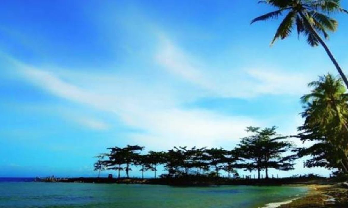 10 Wisata Pantai Di Pulau Biak Yang Bagus & Hits