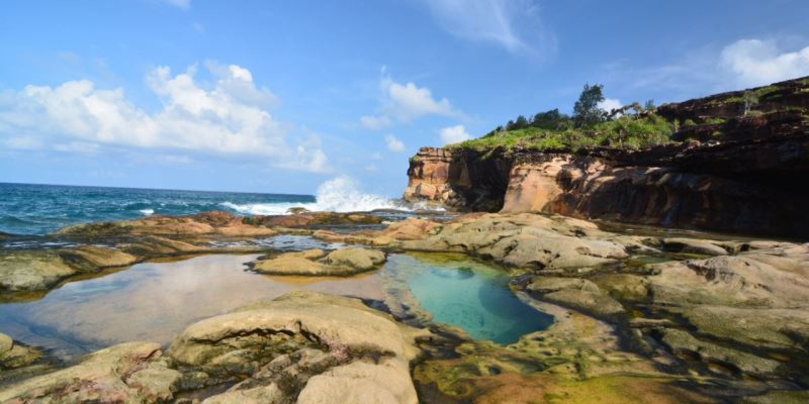 5 Pantai Terindah Di Pulau Natuna Yang Mempesona Dikunjungi